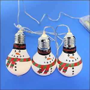 クリスマス装飾　電池式3連スノーマン電球 